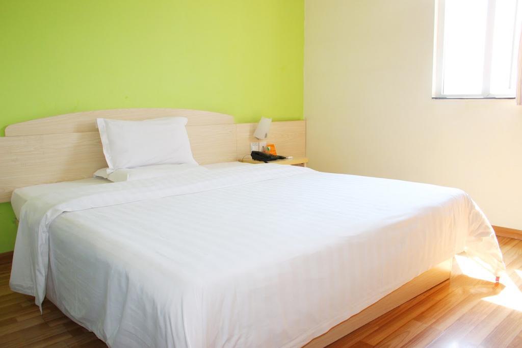 7Days Premium Chongqing Hongqihegou Hotell Exteriör bild