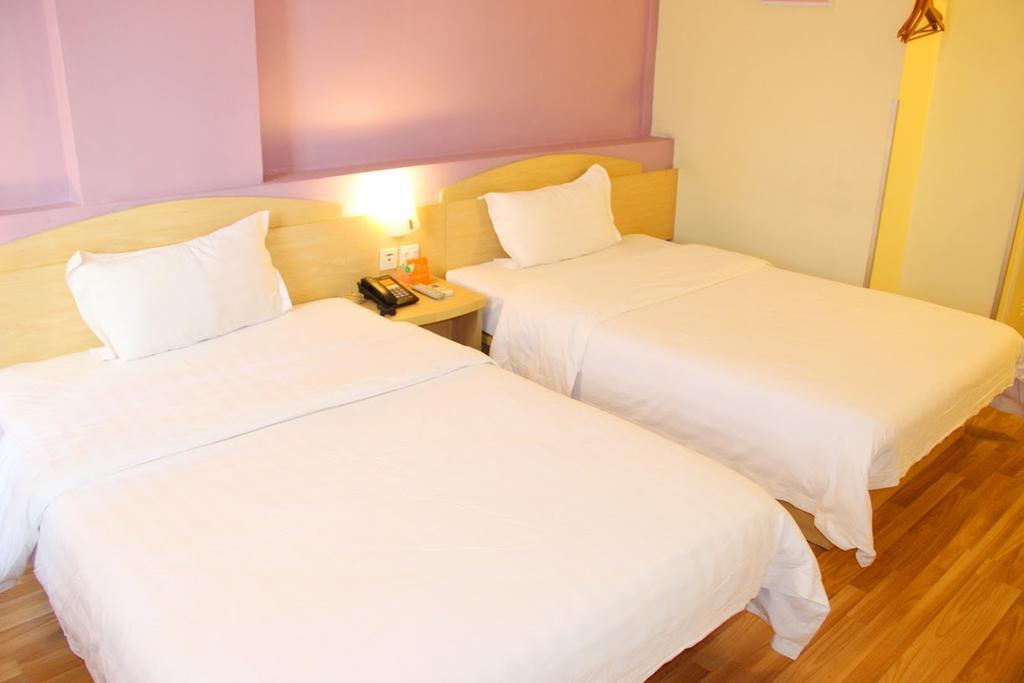 7Days Premium Chongqing Hongqihegou Hotell Exteriör bild