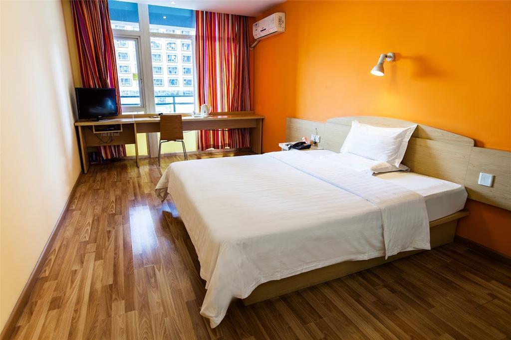 7Days Premium Chongqing Hongqihegou Hotell Exteriör bild