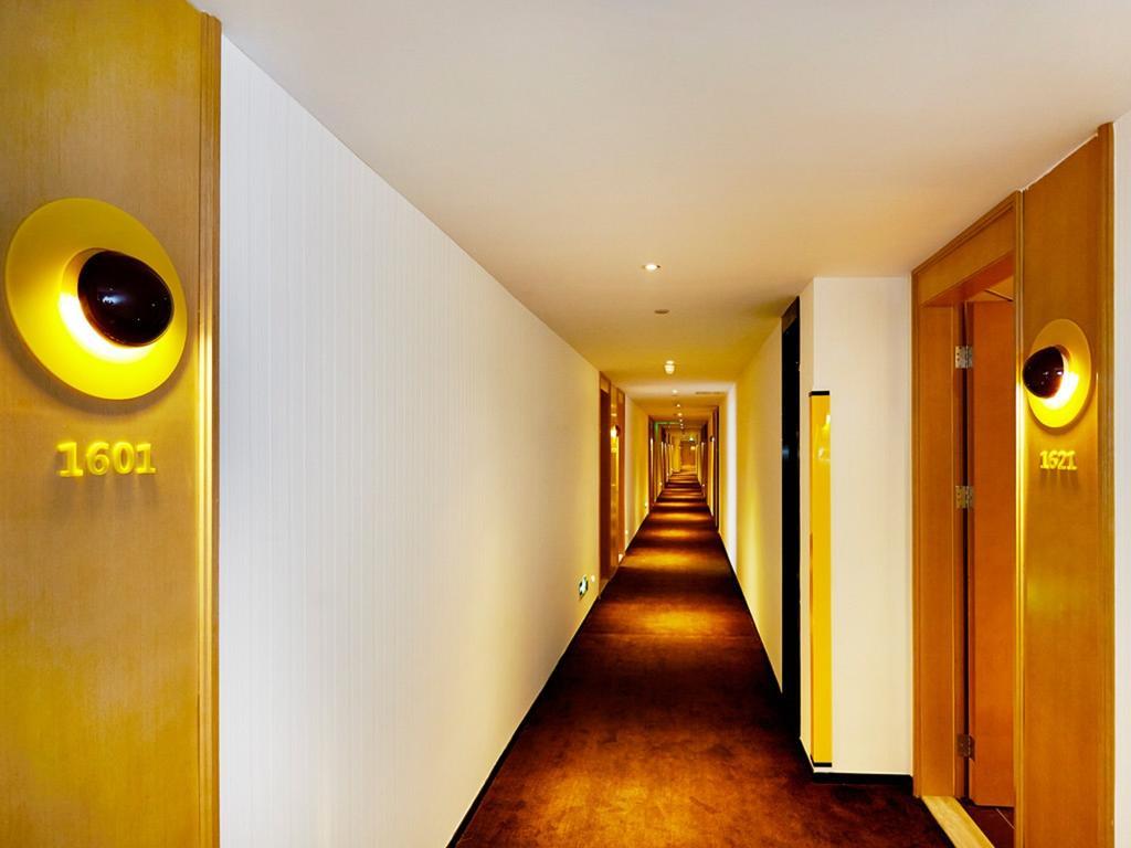 7Days Premium Chongqing Hongqihegou Hotell Rum bild