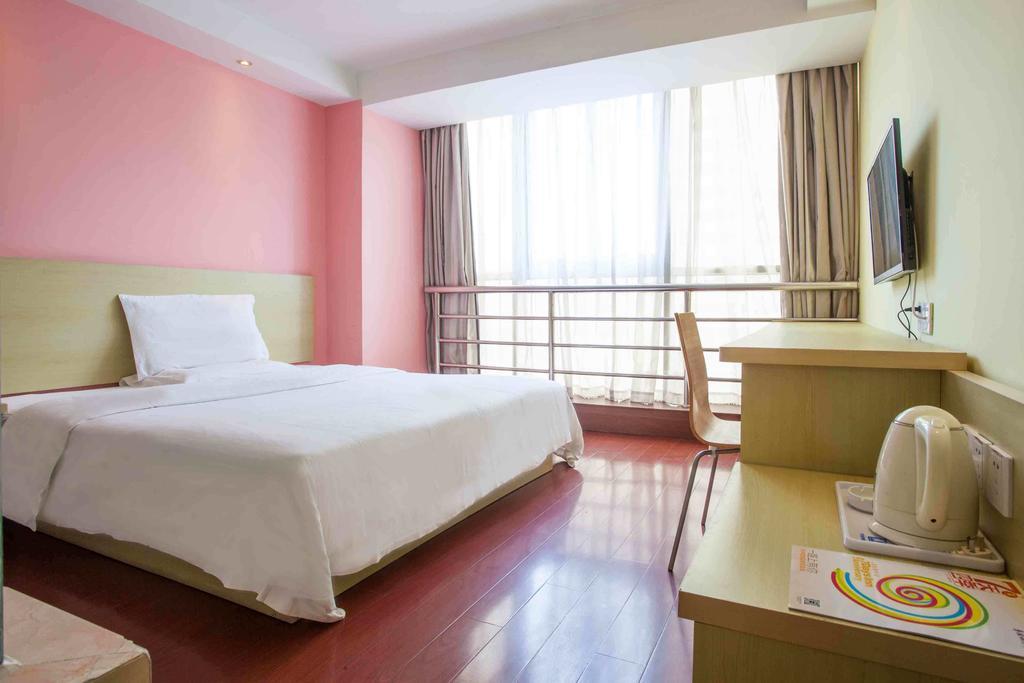 7Days Premium Chongqing Hongqihegou Hotell Rum bild